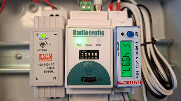 Wireless Mesh Modbus Extender With Meter